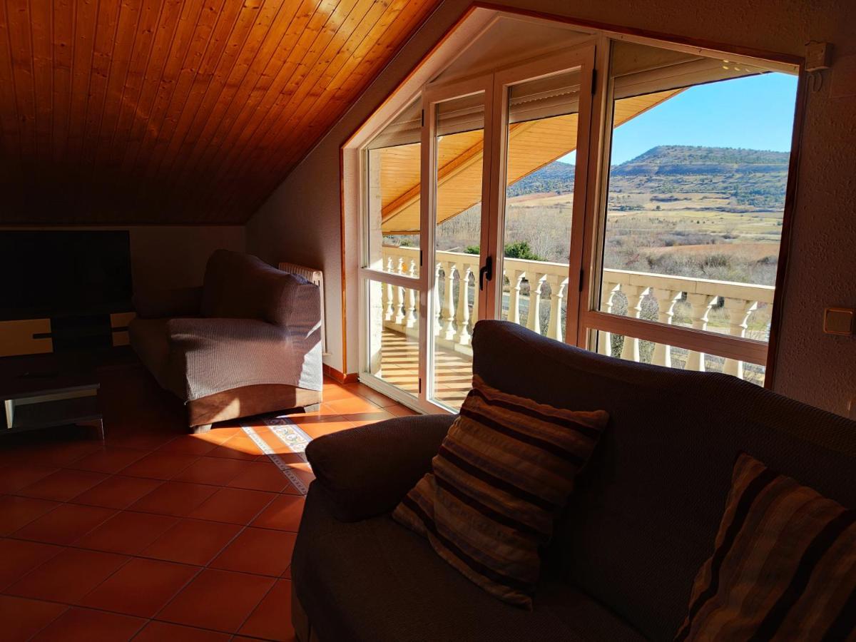 Casa De La Hiedra Soria Villa ภายนอก รูปภาพ